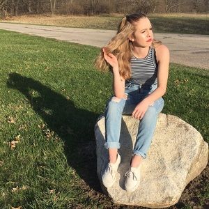 Meet your Posher, Carlee